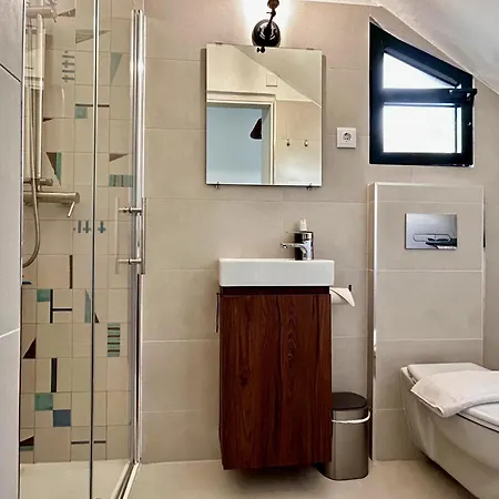 Apartment Refugio Com Jardim No Coracao De